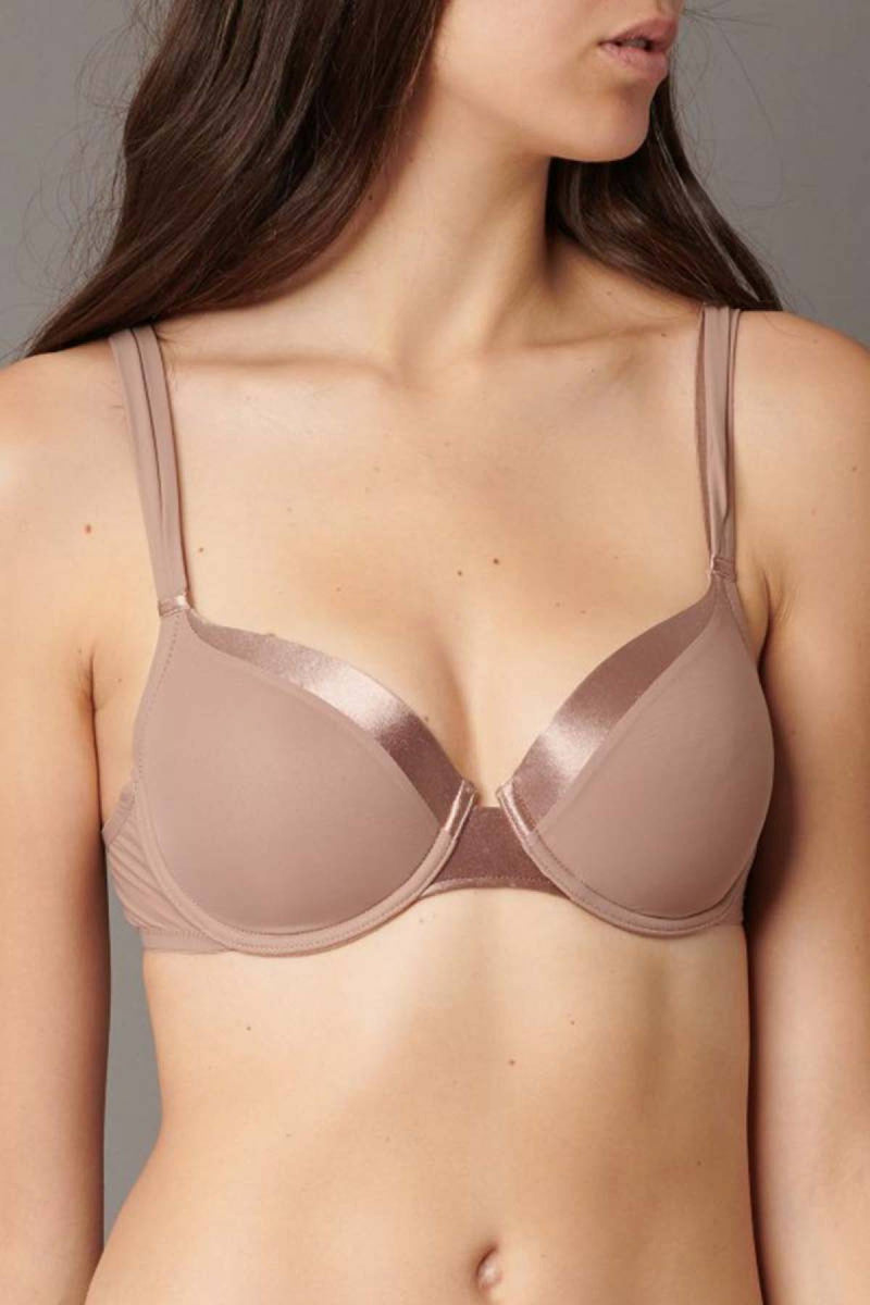 Soutien-gorge avec armature emboitant Rose Soutien-gorge avec armature emboitant Rose